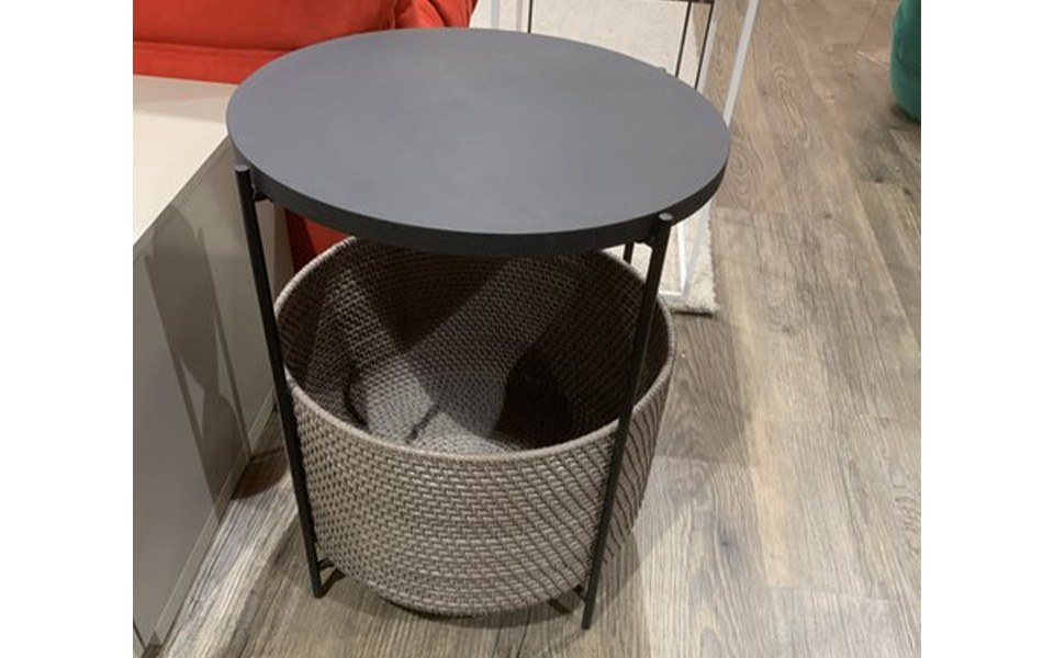 Cestino Bedside Table
Was £456 Now £249 Cestino Bedside Table
Was £456 Now £249
